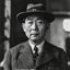 日本导演增村保造的工作照，昭和时代电影导演的专业形象